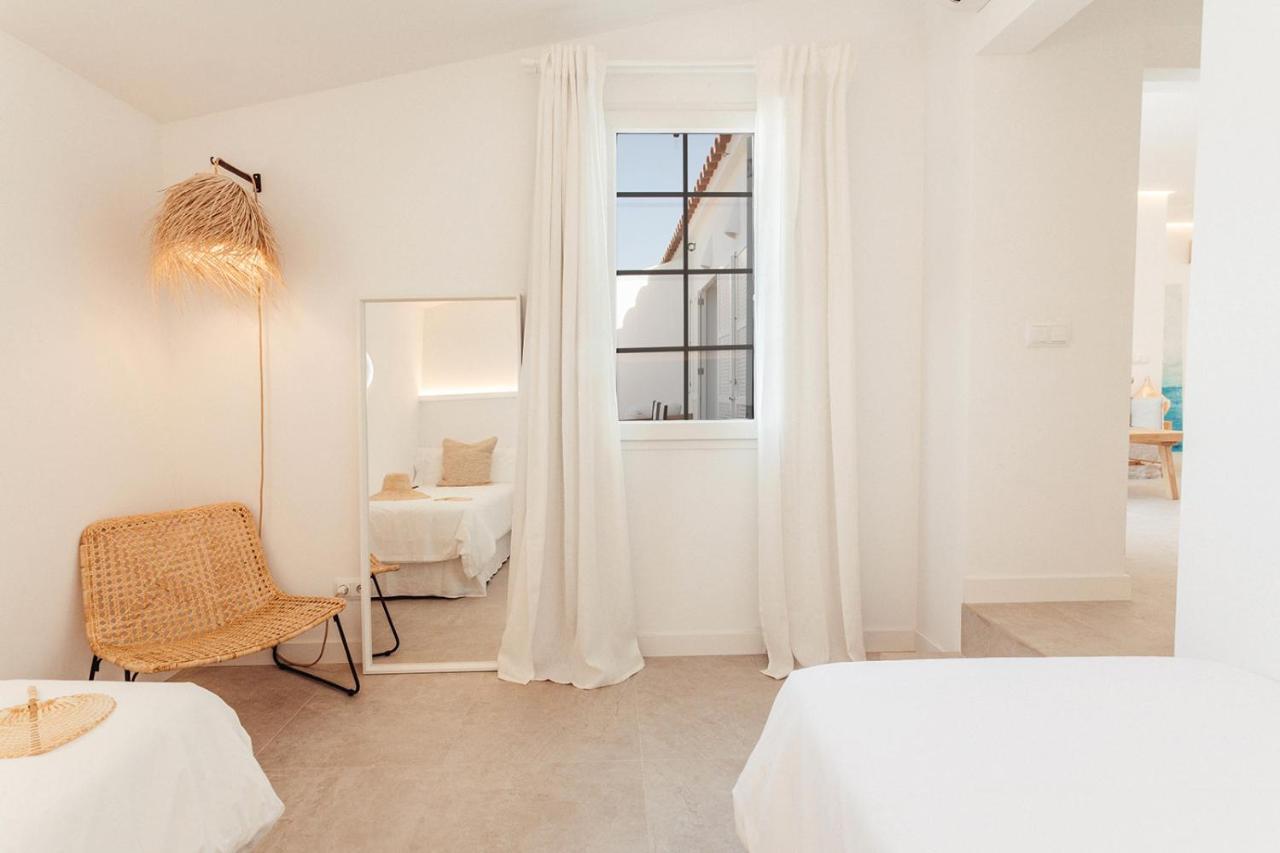 Apartamento Las Golondrinas Arenal - Adults Only Arenal d'en Castell Exterior foto
